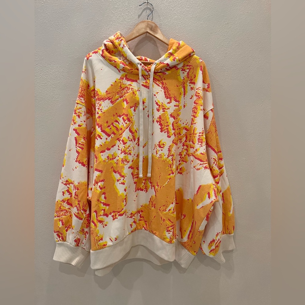 Designer hooded sweatshirt size 4X NWT